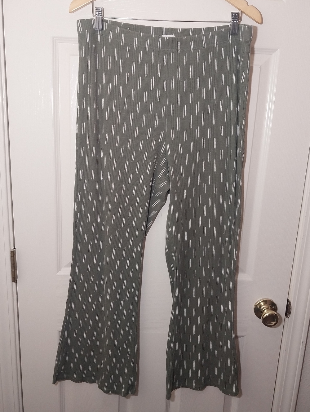 aerie Olive Green Wide-Leg Printed Pull-On Pants Size XL